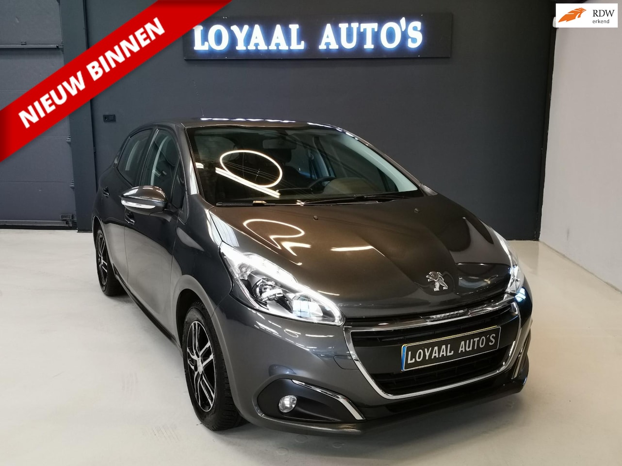 Peugeot 208 - 1.2 PureTech Blue Lion | NAVI | AIRCO | CRUISE | XENON | NAP | APK. - AutoWereld.nl