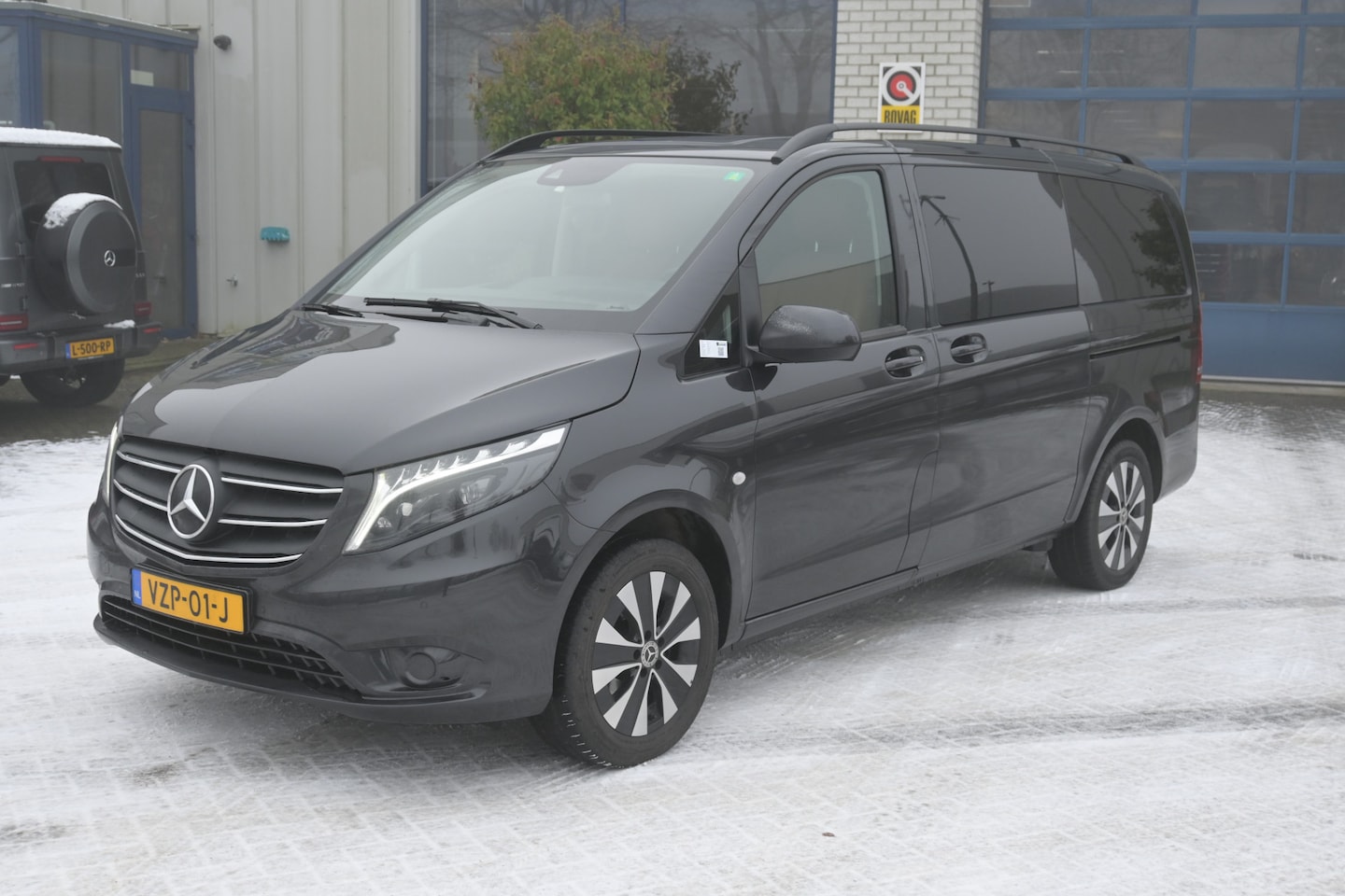 Mercedes-Benz Vito - 116 CDI Lang DC Comfort Leder, Led Verlichting, Afneembare trekhaak - AutoWereld.nl