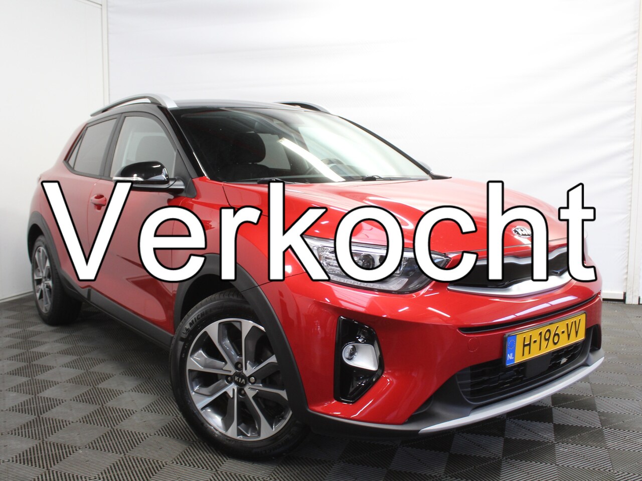 Kia Stonic - 1.0 T-GDi DynamicPlusLine CLIMATE | DAB | APPLECP | CAMERA | LED | NAVI | PDC - AutoWereld.nl