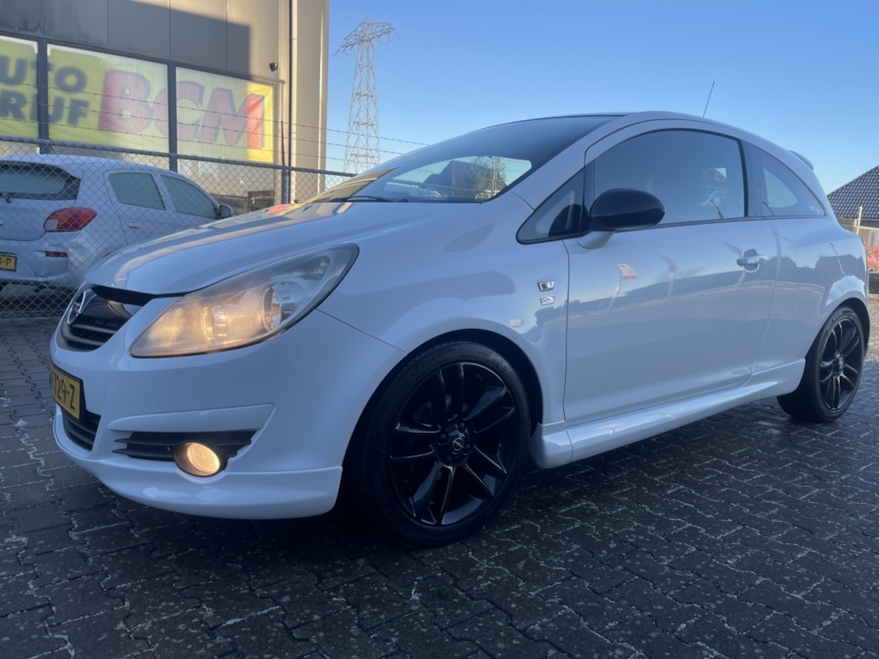 Opel Corsa - 1.2-16V Sport OPC LINE LiMITED EDITION NR 998 AIRCO enz. - AutoWereld.nl