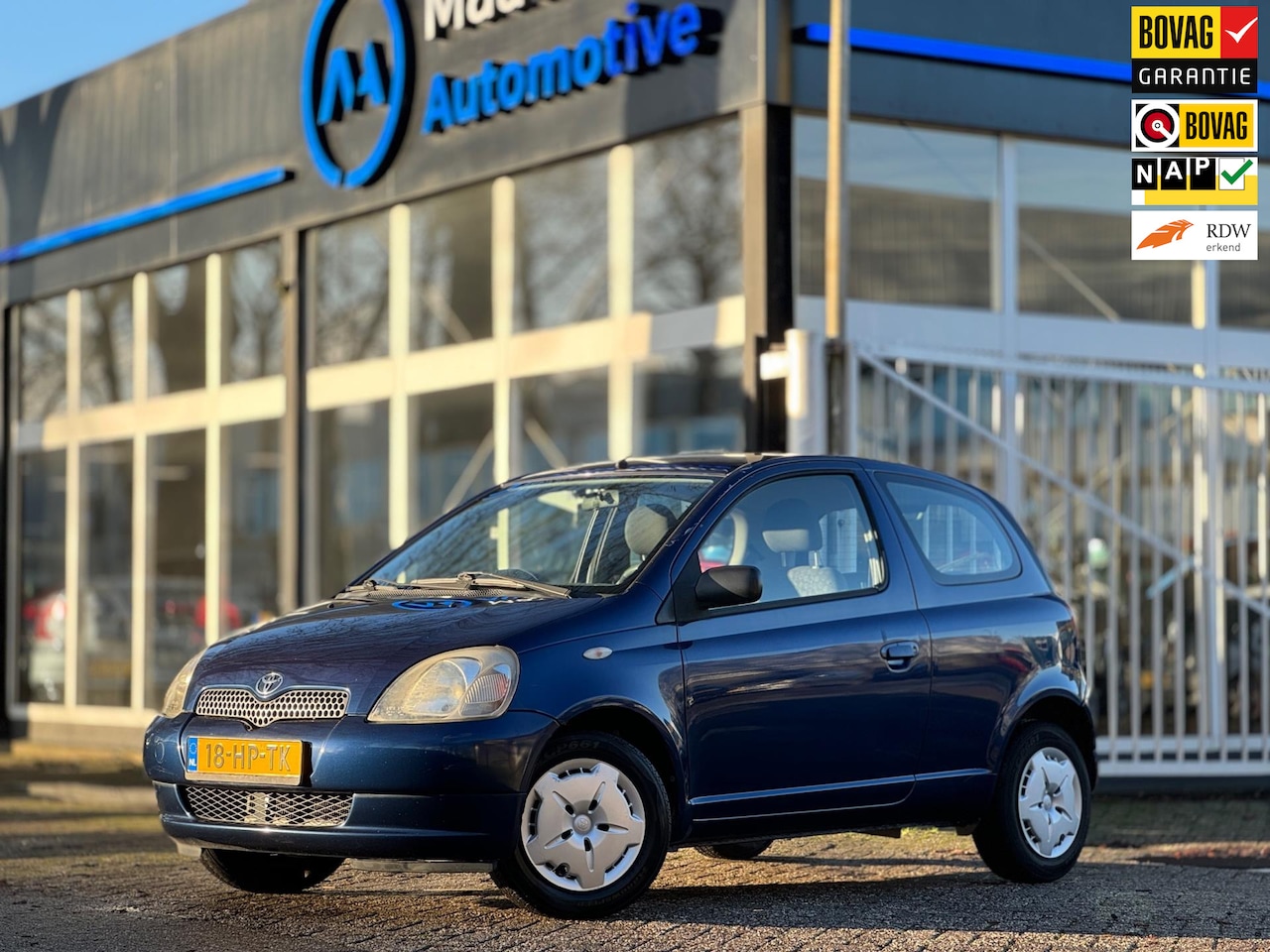 Toyota Yaris - 1.3-16V VVT-i Luna|Lage KM|Boekjes|Rijdt en schakelt goed - AutoWereld.nl