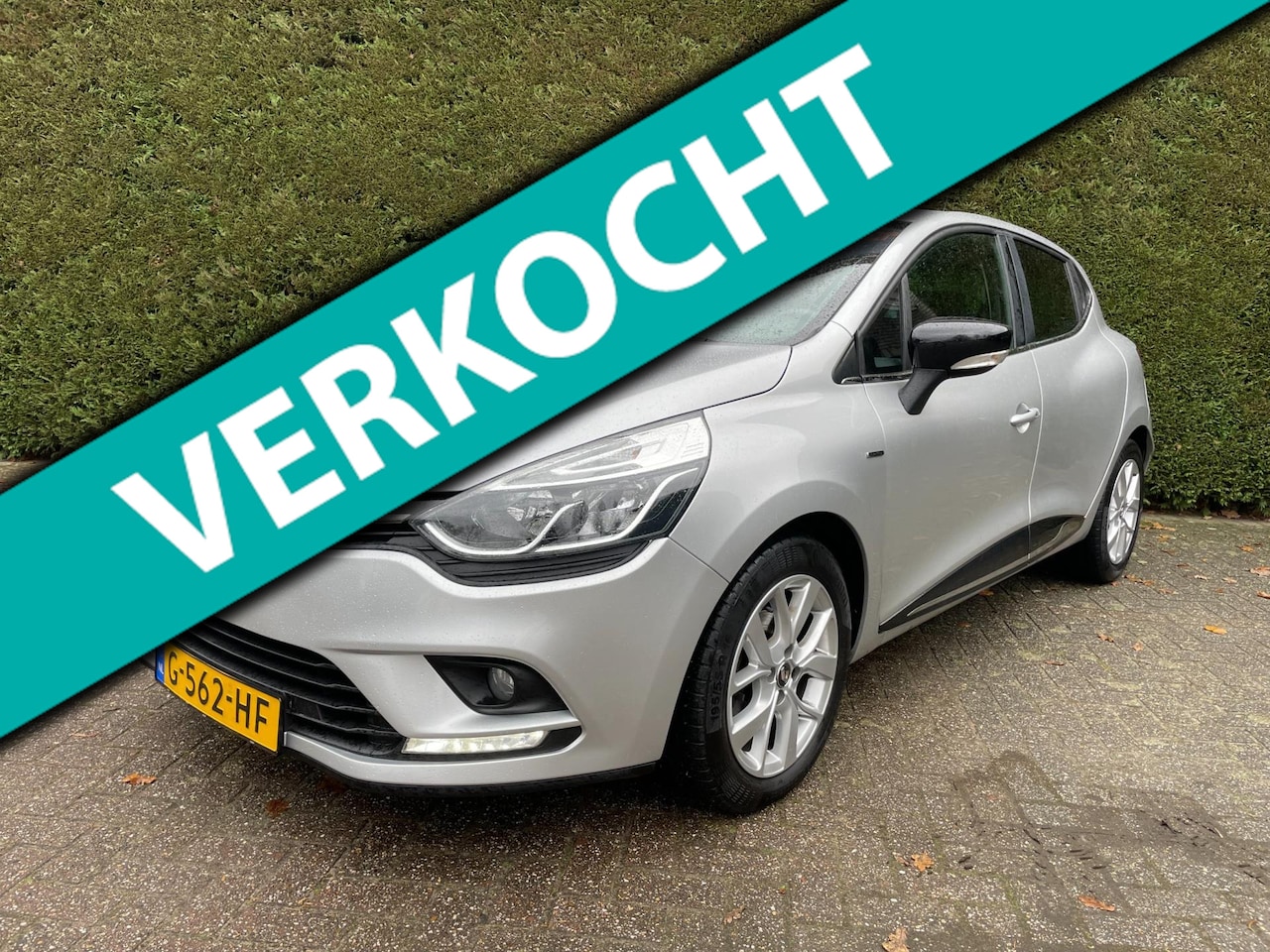 Renault Clio - 0.9 TCe Limited Apple-carplay, Led, Cruise, 66.000 km ! - AutoWereld.nl