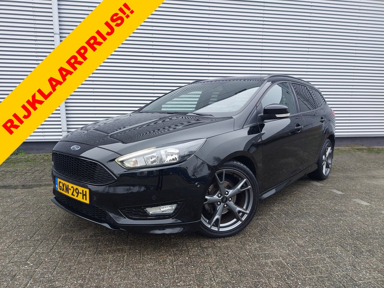 Ford Focus Wagon - 1.0 ST Line. airco,cruise,navigatie,stoel/stuurverwarming,parkeersensoren, - AutoWereld.nl