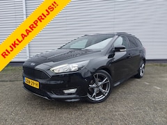 Ford Focus Wagon - 1.0 ST Line. airco, cruise, navigatie, stoel/stuurverwarming, parkeersensoren,