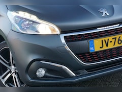 Peugeot 208 - 1.2 110PK GT-line | Ice Silver | Panodak/Half-Leder/NAV/Clima - Lekker sportief