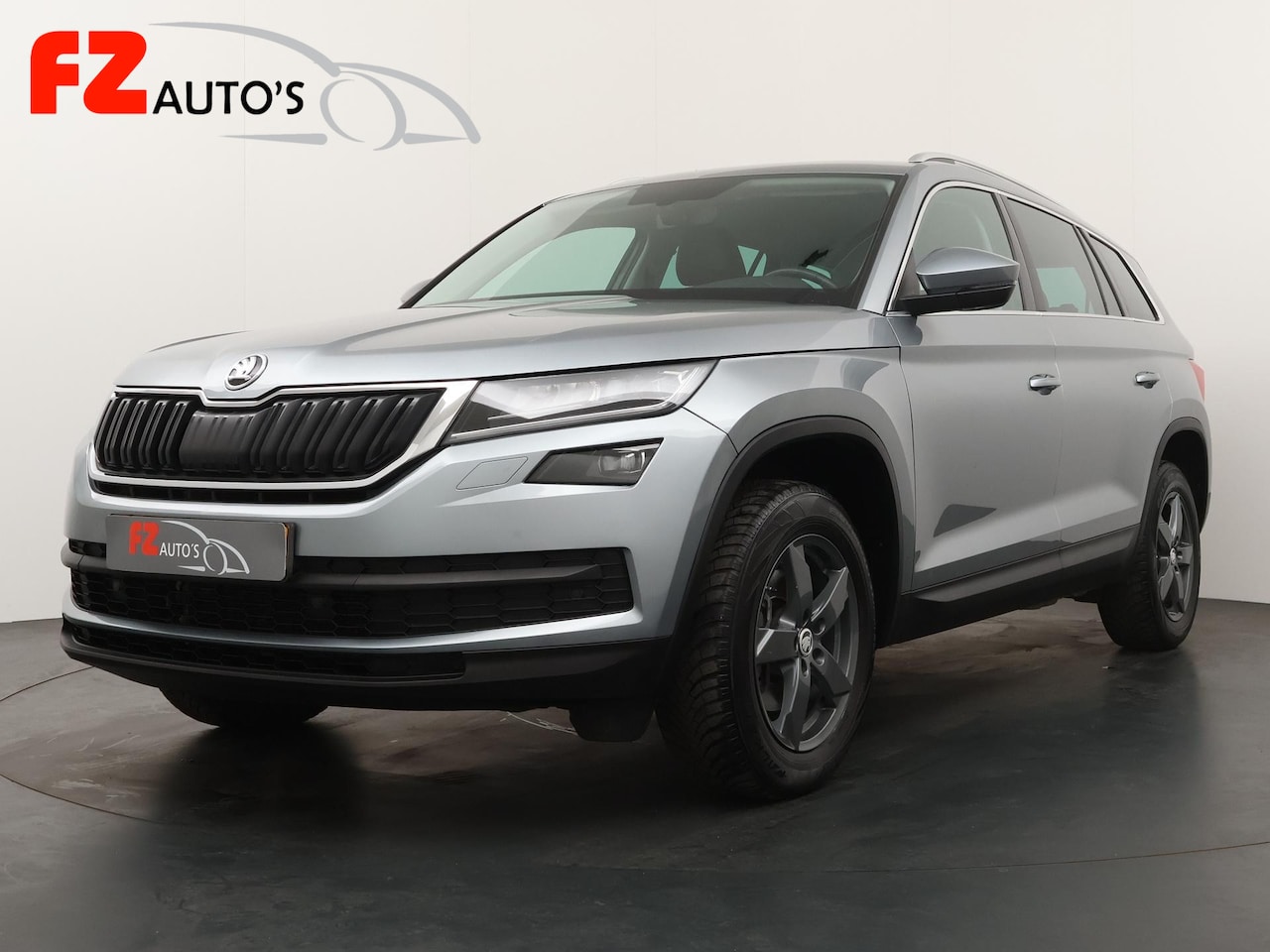 Skoda Kodiaq - Automaat 1.5 TSI Sportline Business 7p. Trekhaak|Airco|Lm velgen|Apple Carplay - AutoWereld.nl