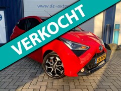 Toyota Aygo - 1.0 VVT-i x-cite 5-drs / Airco+ECC / NAVI + APPLE CARPLAY / 1e EIGENAAR