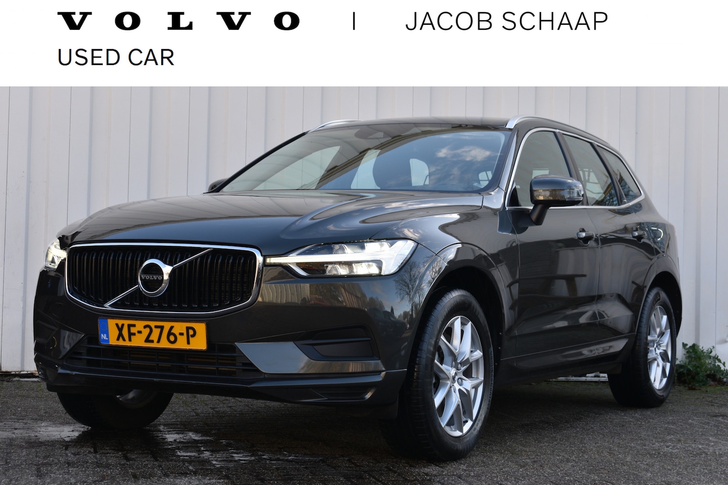 Volvo XC60 - 2.0 D4 Momentum | verstelbare bestuurderstoel met geheugen | Voorstoelen verwarmd | Apple - AutoWereld.nl