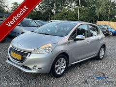 Peugeot 208 - 1.2 PureTech Blue Lease Premium airco navi NAP