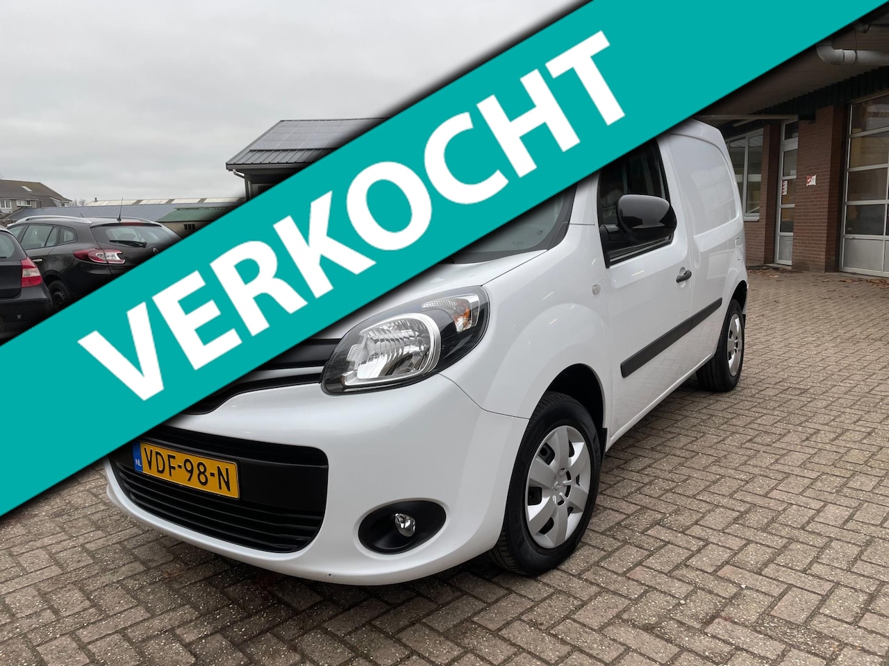 Renault Kangoo - 1.5 Blue dCi 95 Work Edition 1.5 Blue dCi 95 Work Edition, Navi, Cruise, Pdc, trekhaak - AutoWereld.nl