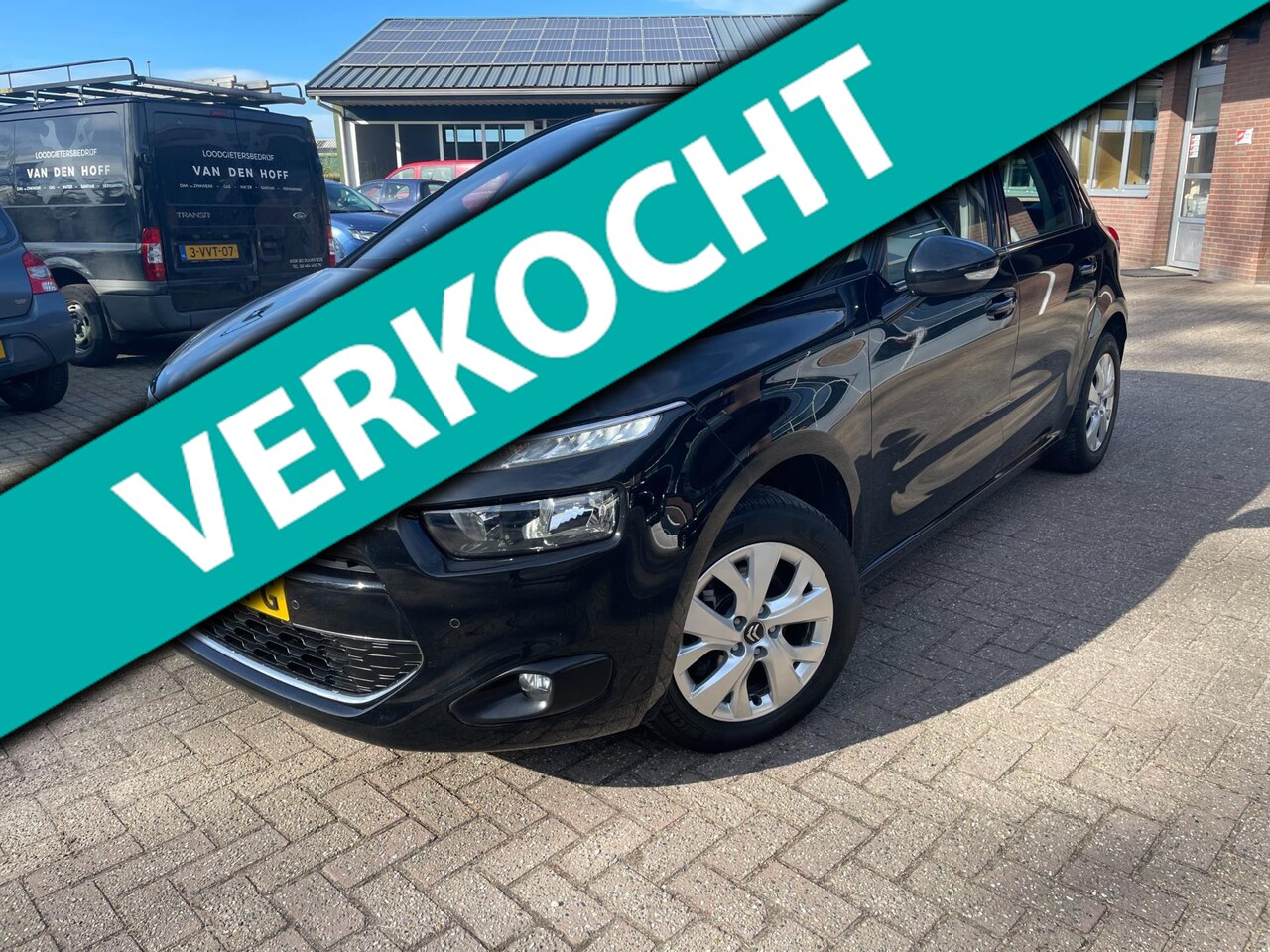 Citroën C4 Picasso - 1.2 PT Intensive, Clima,Navi, Pdc v+a, Trekhaak, Camera - AutoWereld.nl