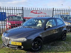 Alfa Romeo 147 - 1.6 T.Spark Veloce Collezione II