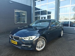 BMW 3-serie - 320i Centennial High Executive 184pk | Keyless | HUD-Display | NAVI | Cruise | Leder | Sto