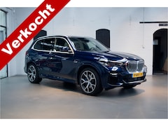 BMW X5 - xDrive45e High Executive LUCHTVERING / PANO / 360 CAMERA / NL AUTO