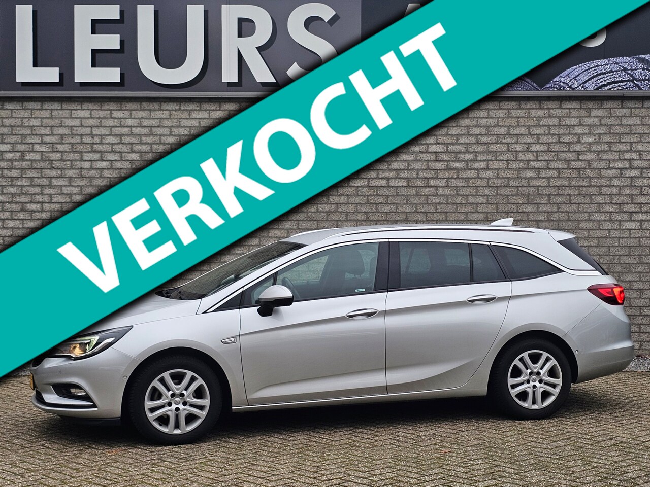 Opel Astra Sports Tourer - 1.4 Innovation Leer/Navi/Electr-klep - AutoWereld.nl