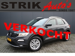 Volkswagen T-Roc - 1.5 TSI Style Business AUTOMAAT - NAVIGATIE - CAMERA - TREKHAAK