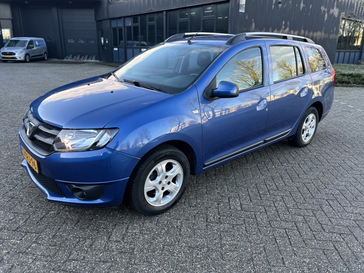 Dacia Logan MCV - 0.9 TCe Prestige NAVI CRUISE PDC AIRCO NAP! - AutoWereld.nl