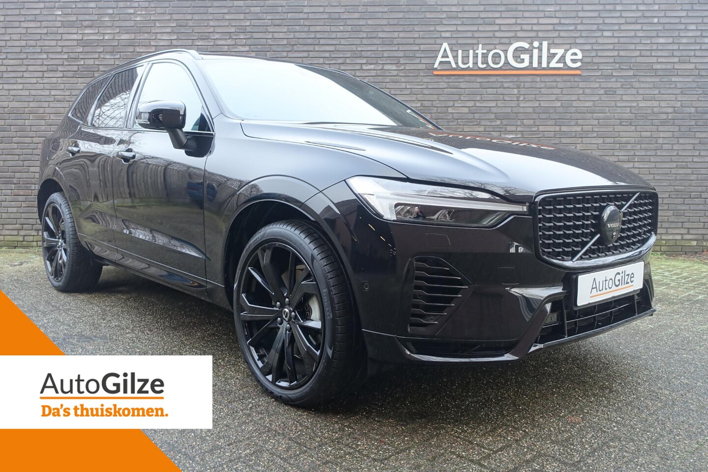 Volvo XC60 - 2.0 T6 Long Range AWD Ultra Black Edition l Panorama l Electrische Trekhaak l HUD l Harman - AutoWereld.nl