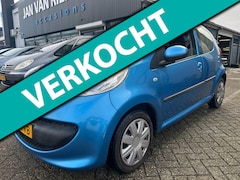 Peugeot 107 - 1.0-12V XS Automaat apk 28-11-2025 airco 5 drs