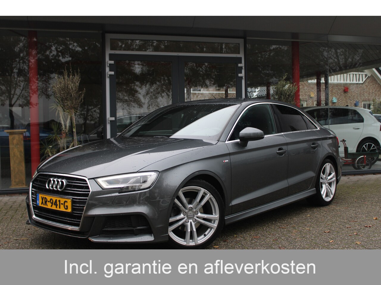 Audi A3 Limousine - 35 TFSI CoD Sport S Line Edition | S-tronic | PDC Achter | Trekhaak | - AutoWereld.nl