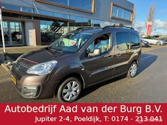 Citroën Berlingo XL - 1.2 PureTech Shine Trekhaakl Navigatie , Camera , parkeerhulp