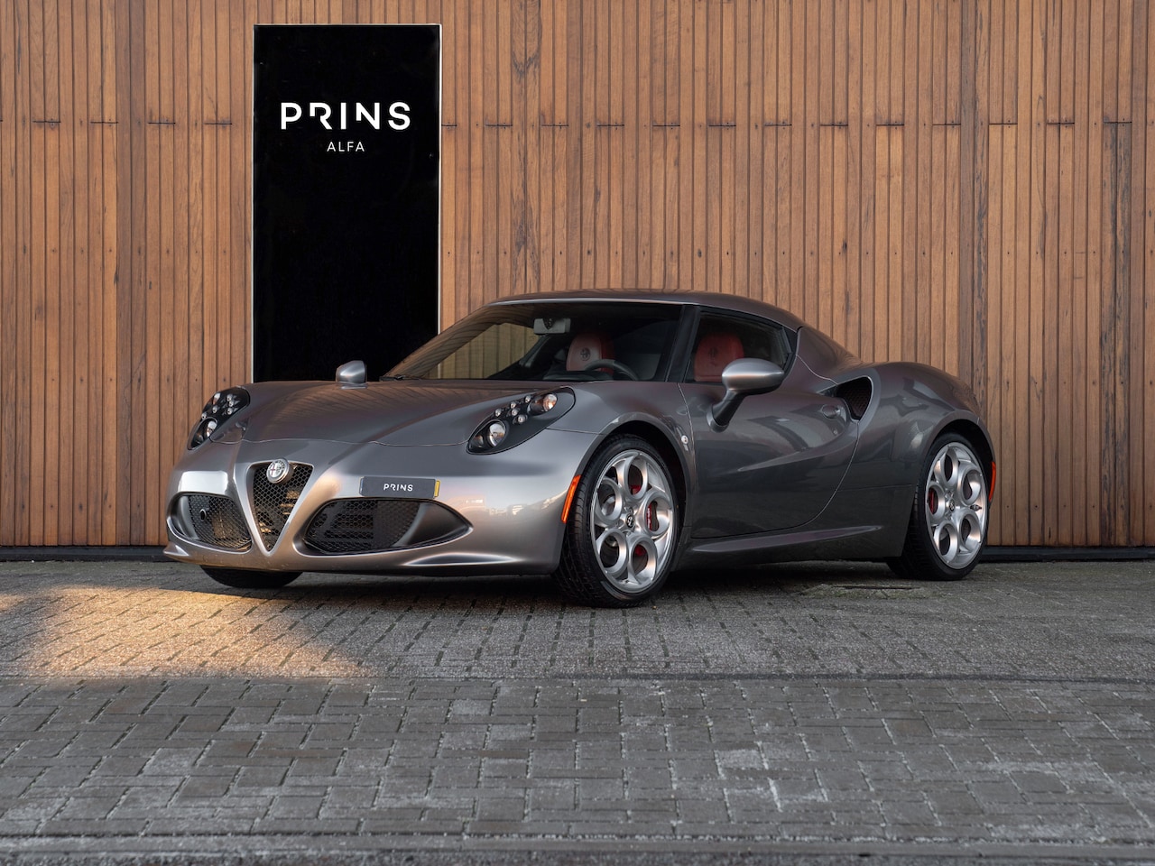 Alfa Romeo 4C - 1750TBI TCT | NL-geleverd | Leder | Cruise - AutoWereld.nl