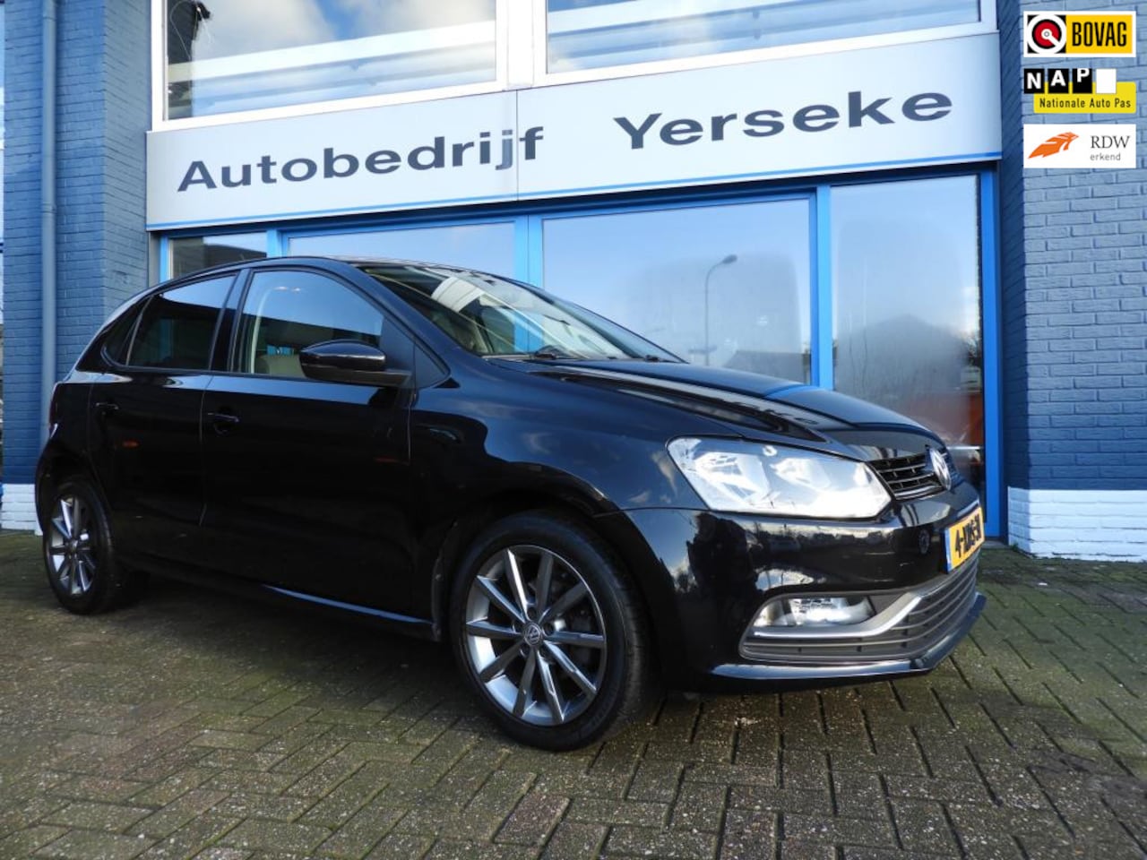 Volkswagen Polo - 1.2 TSI First Edition 1.2 TSI First Edition - AutoWereld.nl