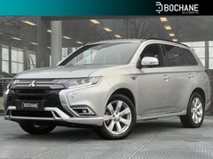 Mitsubishi Outlander - 2.4 PHEV S-Edition | Sunroof | Afneembare trekhaak | Carplay |