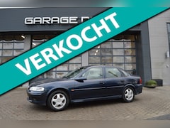 Opel Vectra - 1.8-16V Business Edition