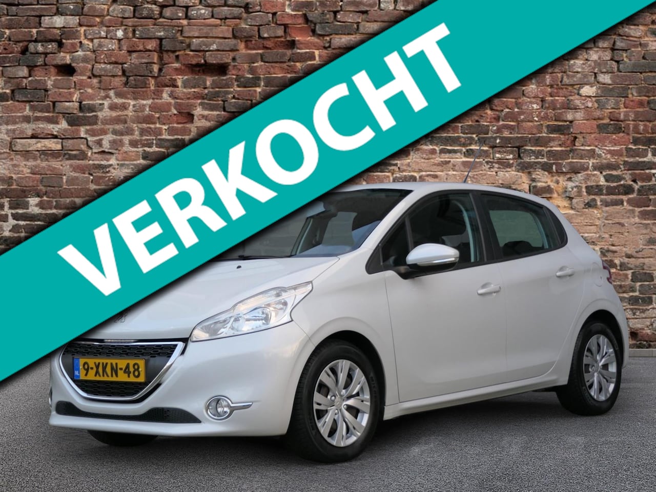 Peugeot 208 - 1.2 VTi Envy 5-Deurs | Cruise | Clima | Navi - AutoWereld.nl