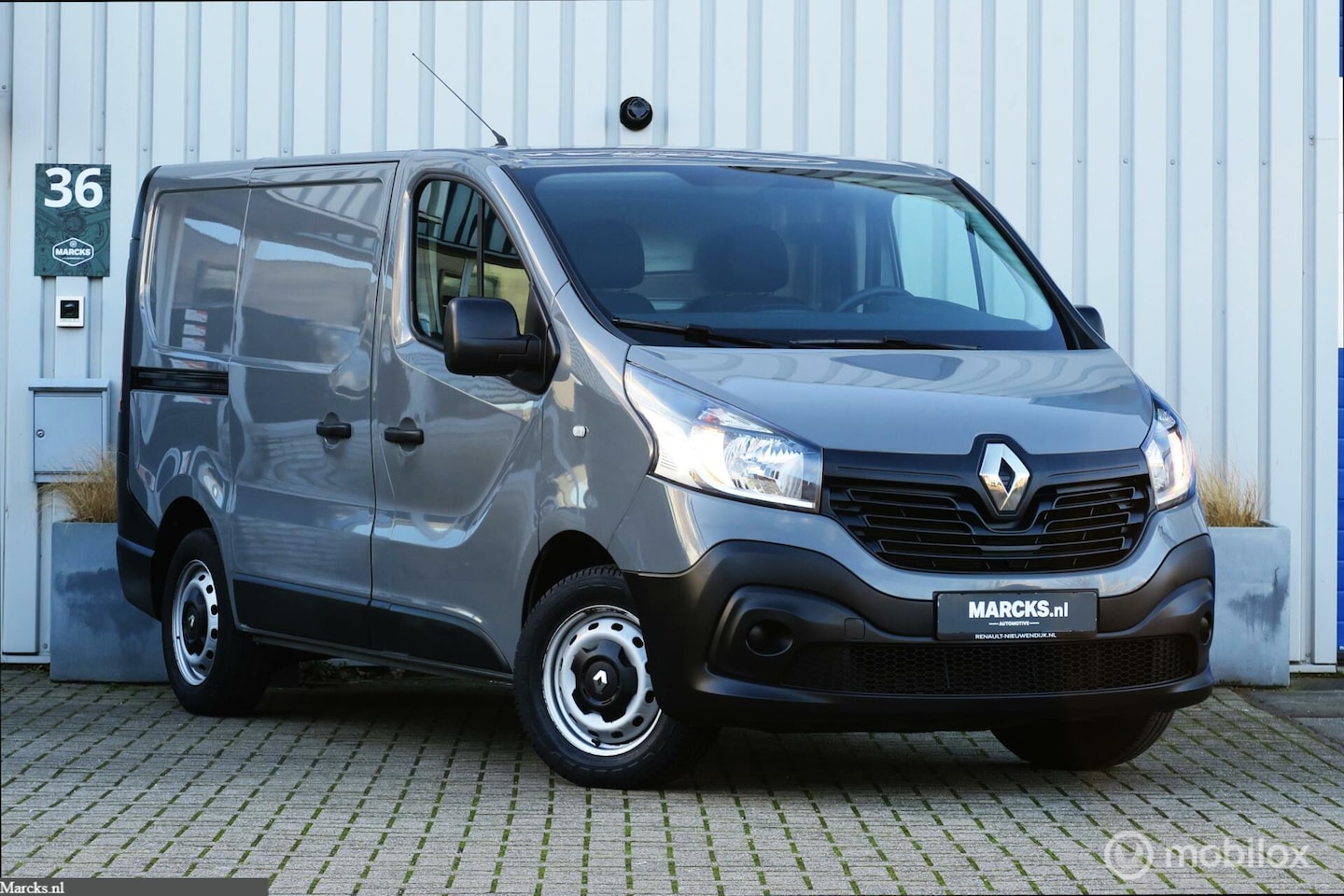 Renault Trafic - bestel 1.6 dCi T27 L1H1 Comfort - AutoWereld.nl