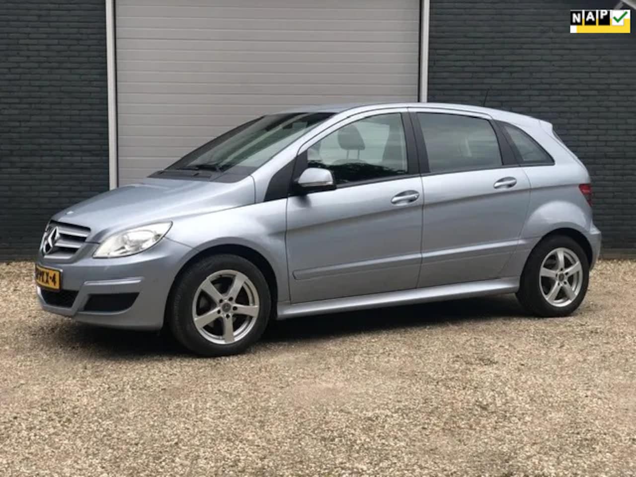 Mercedes-Benz B-klasse - 160 Automaat - AutoWereld.nl