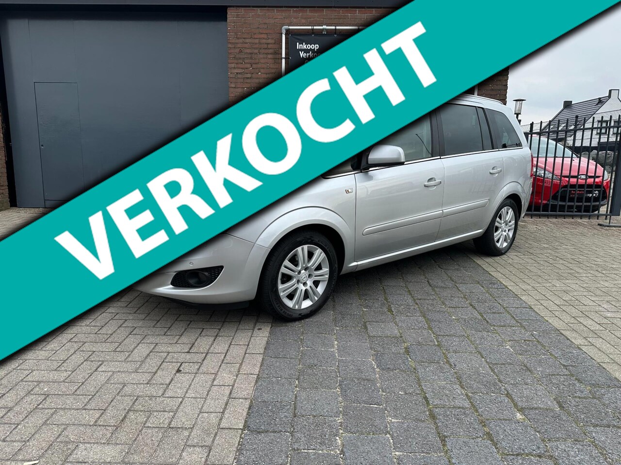 Opel Zafira - 1.8 Executive*Xenon*Pdc*Stoelverwarming - AutoWereld.nl