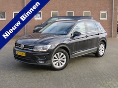 Volkswagen Tiguan - 1.5 TSI Comfortline Business * Rijklaarprijs incl. garantie * Panoramadak * Trekhaak * PDC