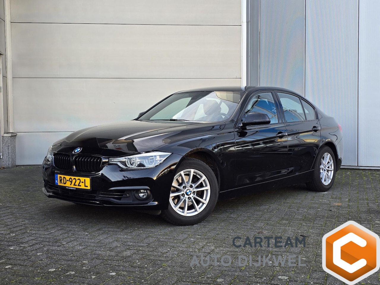 BMW 3-serie - 318i Corporate Lease Executive 318i Corporate Lease Executive - AutoWereld.nl