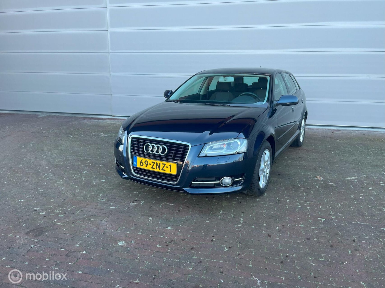 Audi A3 Sportback - 1.2 TFSI Attraction Advance Dealer onderh. - AutoWereld.nl