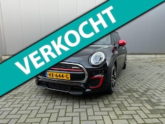 MINI John Cooper Works - 2.0 Chili Let op Wij zijn gesloten van 06-01 t/m 10-01