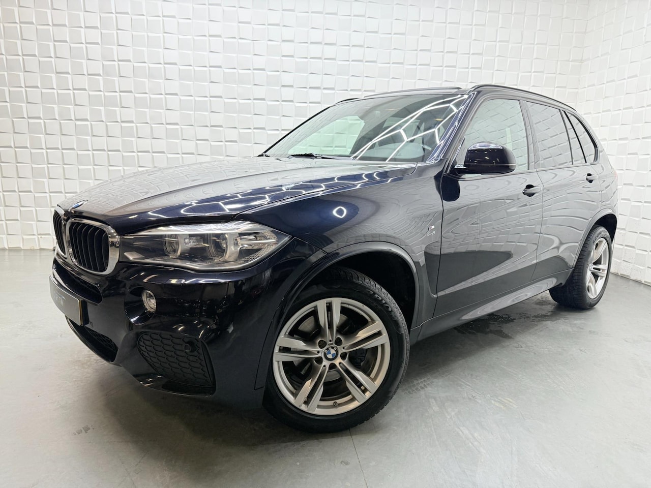 BMW X5 - XDrive30d M PAKKET PANO LEER MEMORY CAMERA - AutoWereld.nl