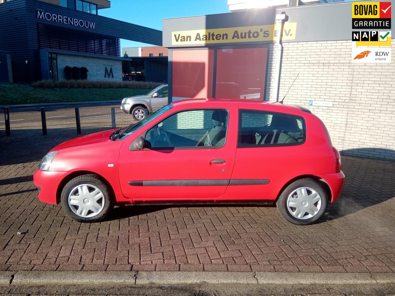 Renault Clio - 1.2 Campus Accès incl nieuwe apk en service beurt incl filters - AutoWereld.nl