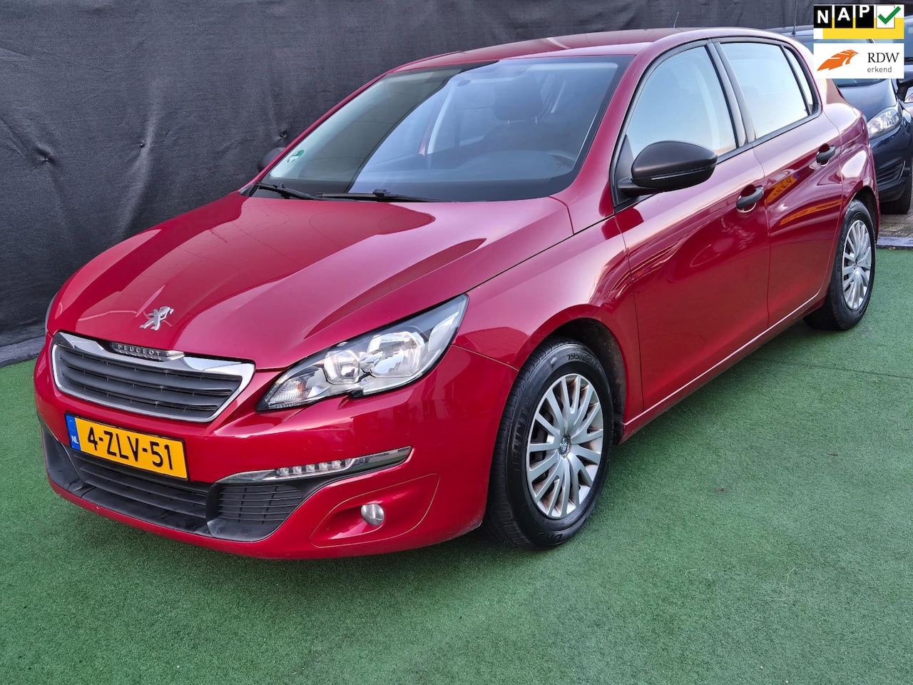 Peugeot 308 - 1.2 PureTech Access NAP! - AutoWereld.nl