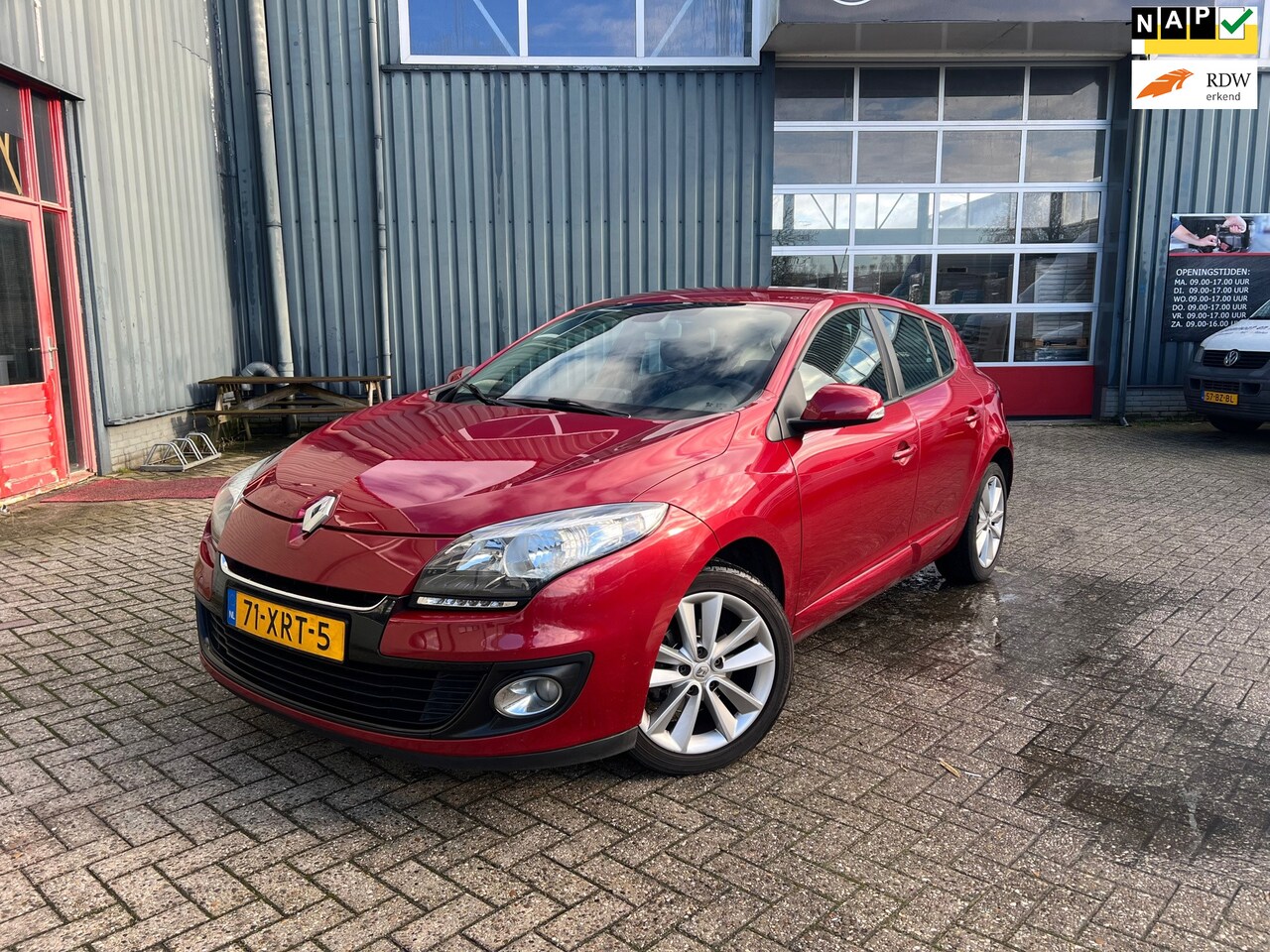 Renault Mégane - 1.5 dCi Expression NL Auto/APK/Airco/Navi/Trekhaak - AutoWereld.nl