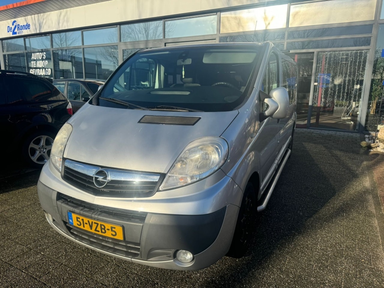 Opel Vivaro - 2.5 CDTI L2H1 DC AIRCO NAVI CRUISE CONTROL BJ 2009 !!! - AutoWereld.nl