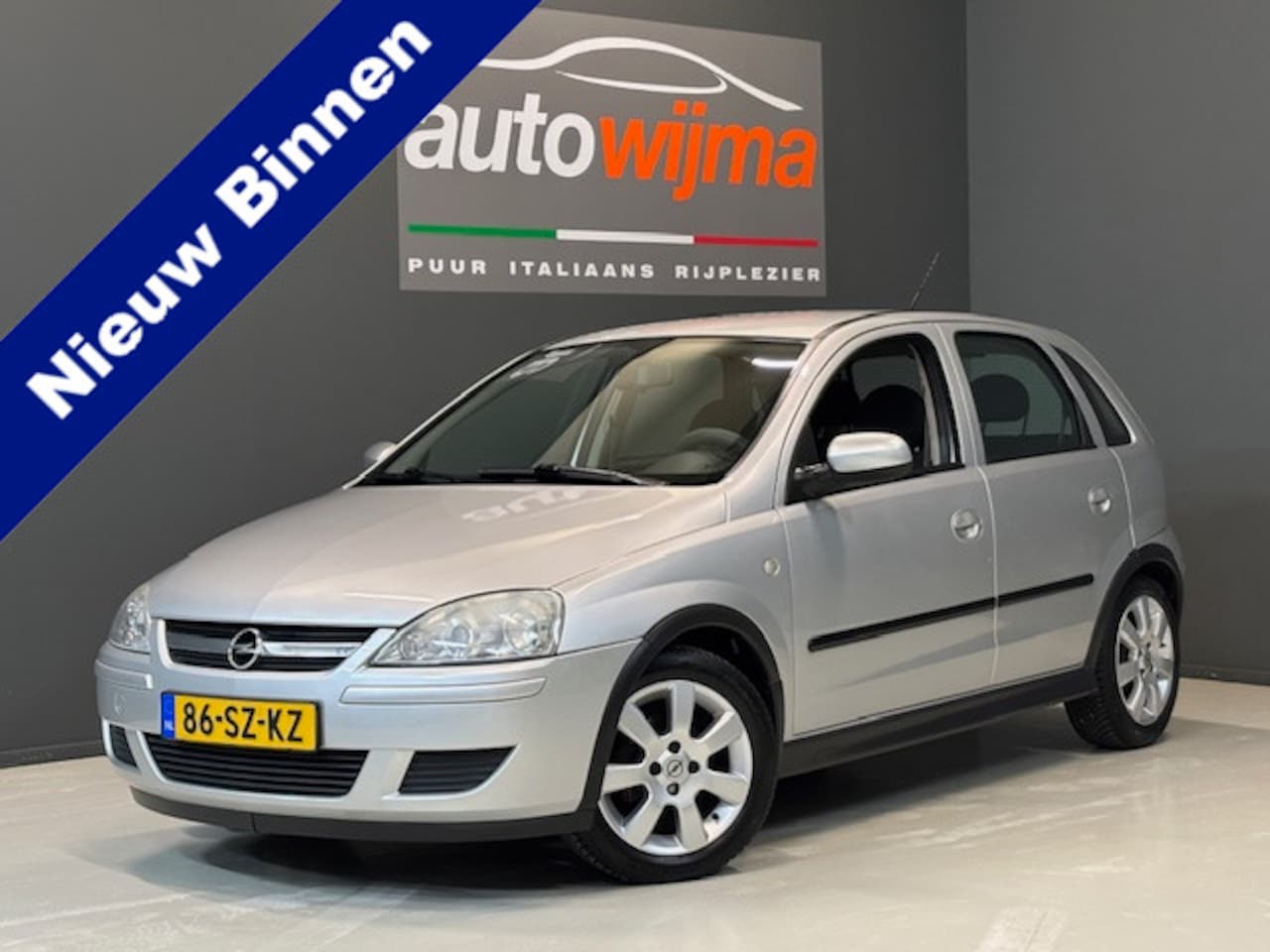 Opel Corsa - 1.2-16V 5Drs.Silverline Trekhaak NW APK bij aflevering - AutoWereld.nl