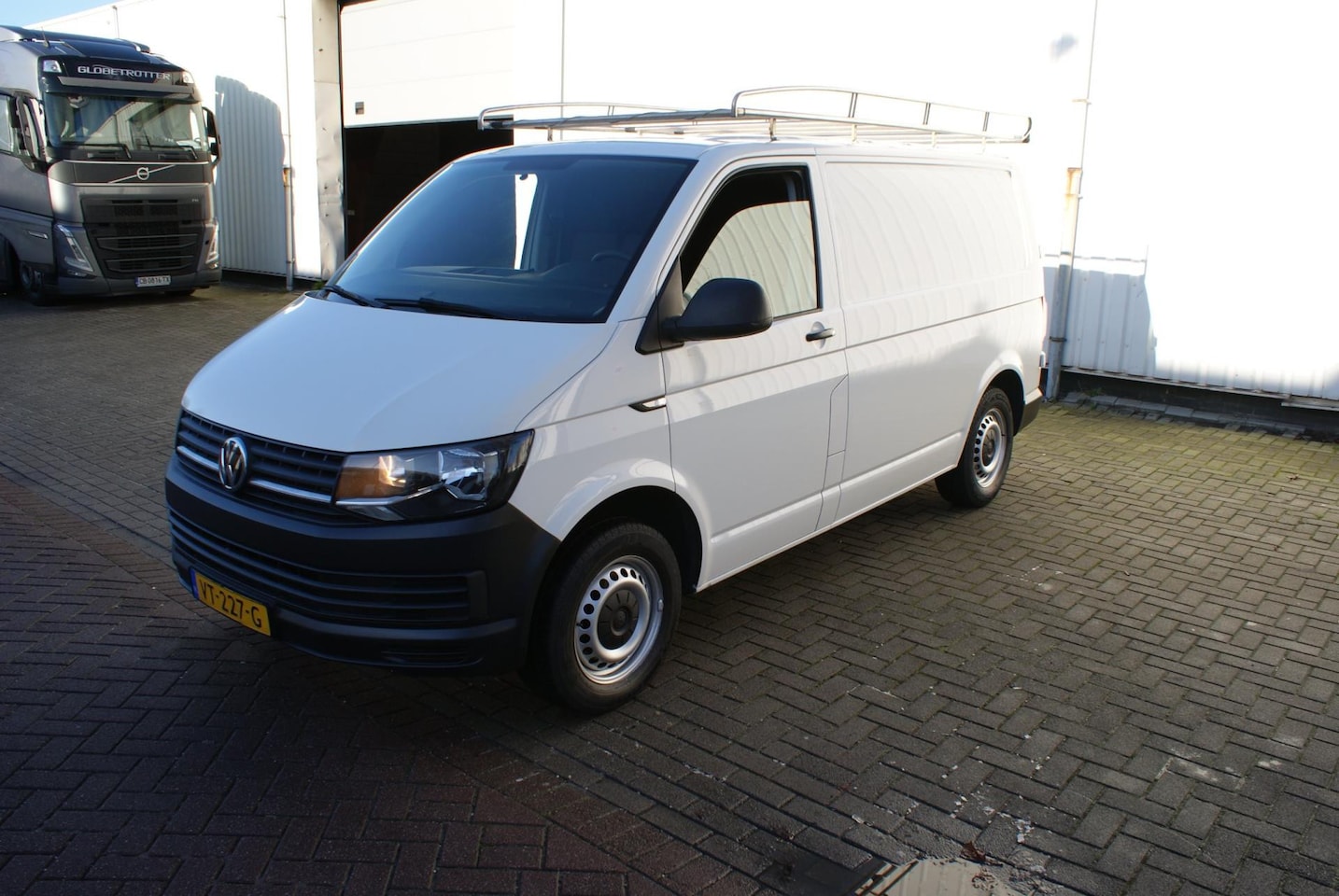 Volkswagen Transporter - 2.0 TDI L1H1 2.0 TDI L1H1 - AutoWereld.nl