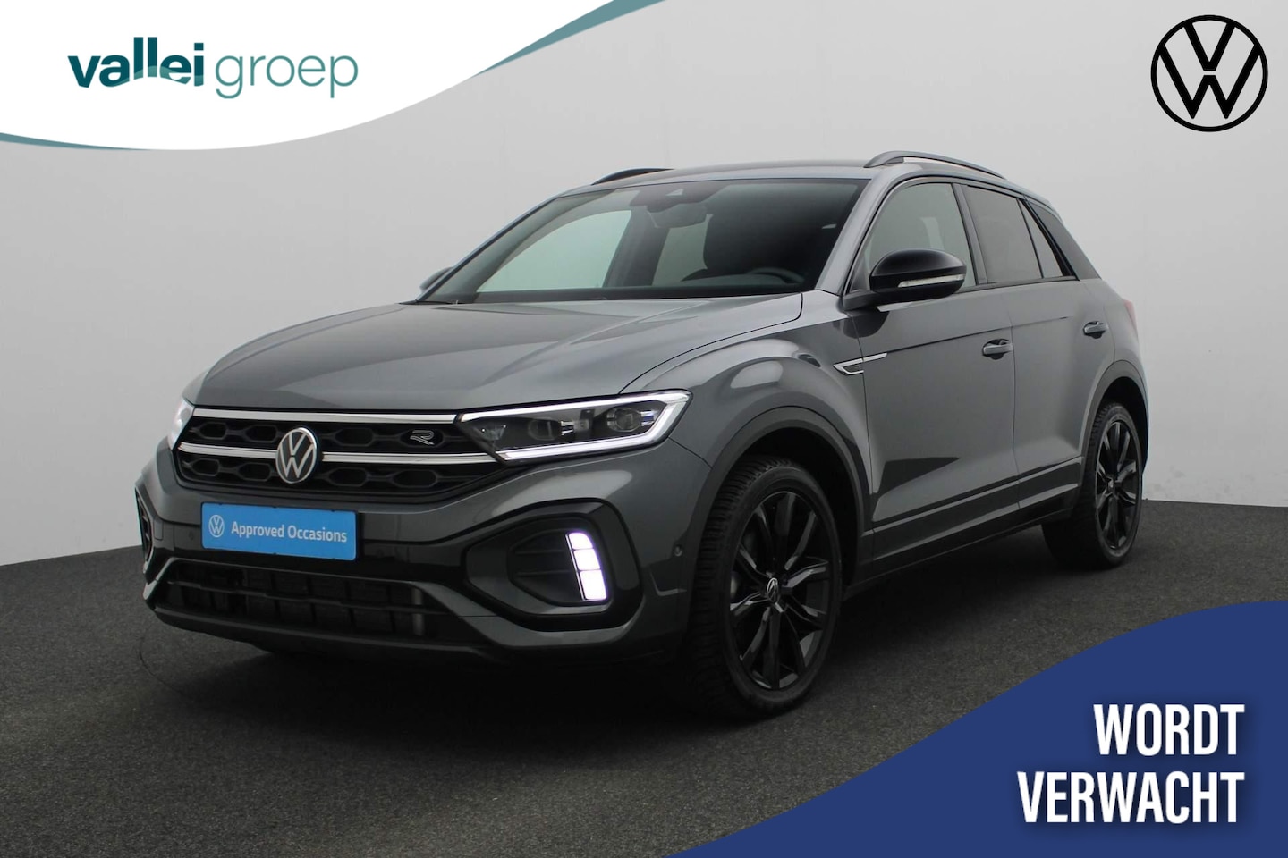 Volkswagen T-Roc - 1.5 TSI 150PK DSG R-Line | Camera | Stoelverwarming | Navi | ACC | Keyless | Sportonderste - AutoWereld.nl