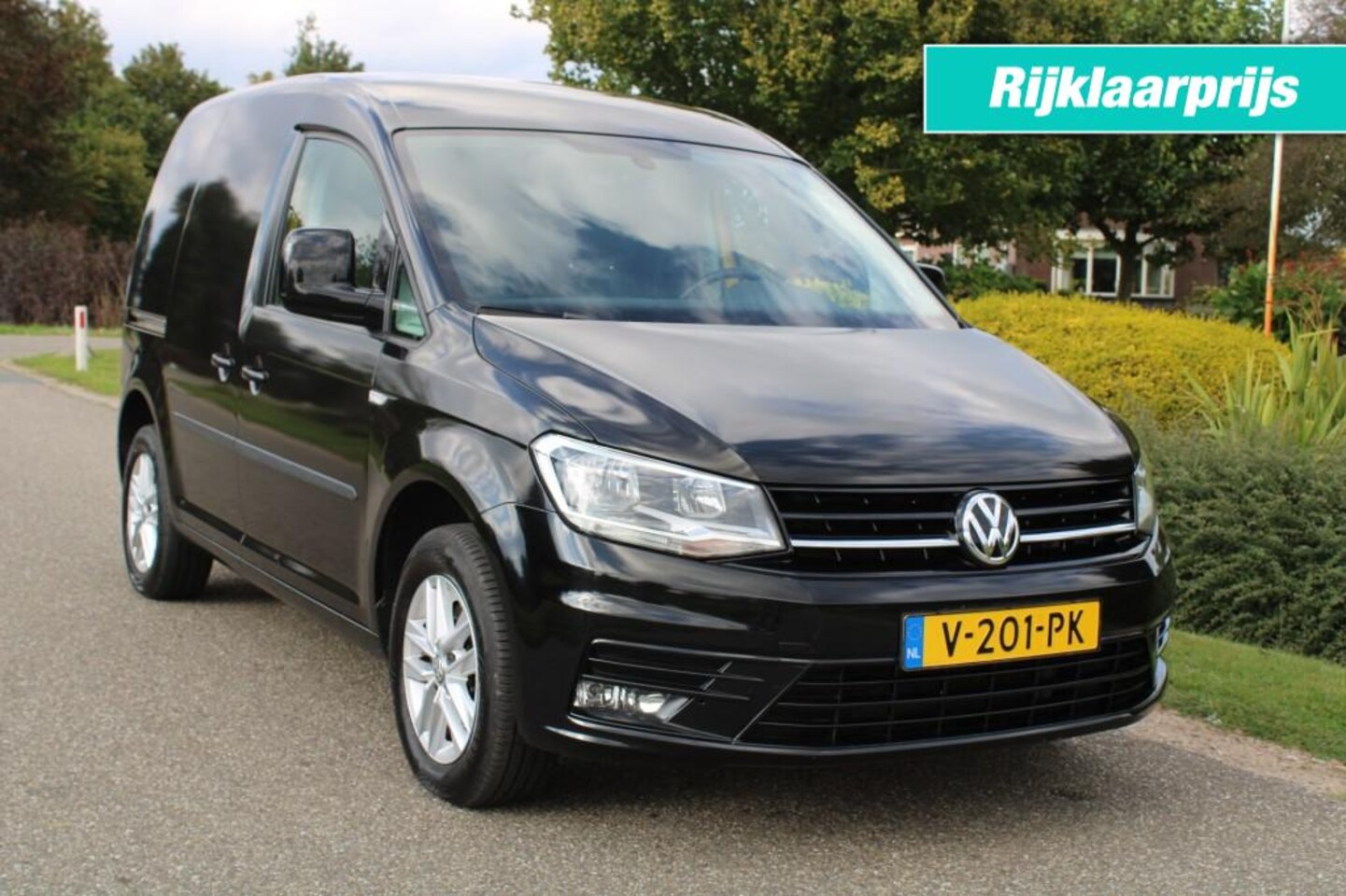 Volkswagen Caddy - 2.0TDI 102pk L1H1 Highline automaat airco/cruise/navi/trekhaak - AutoWereld.nl