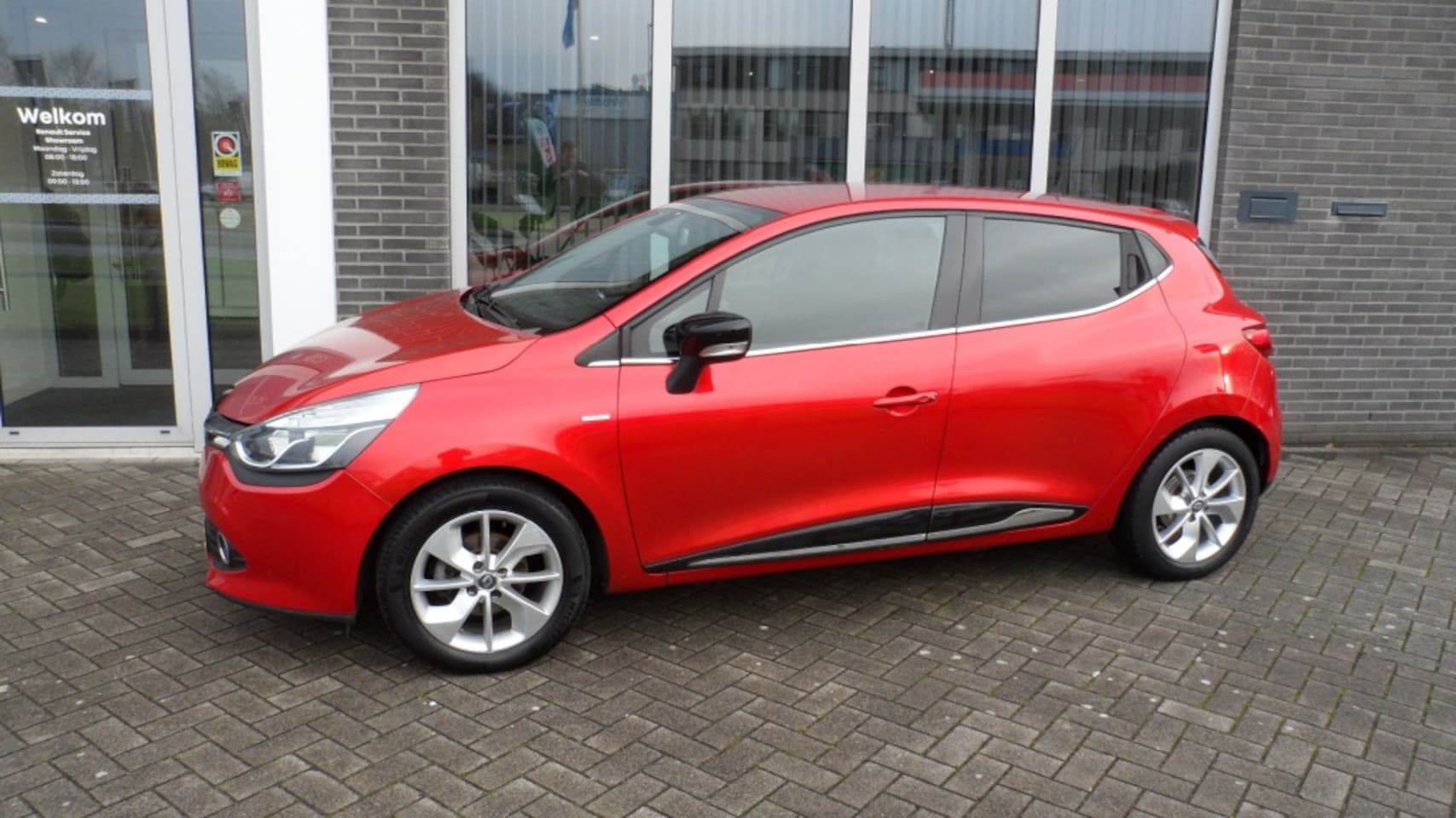 Renault Clio - 0.9 TCe Eco2 Limited 0.9 TCE ECO2 LIMITED - AutoWereld.nl