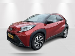 Toyota Aygo X - 1.0 VVT-i MT Pulse BI-TONE CLIMA APPLE / ANDROID GETINT GLAS 17'' LICHTMETAAL AD-CRUISE