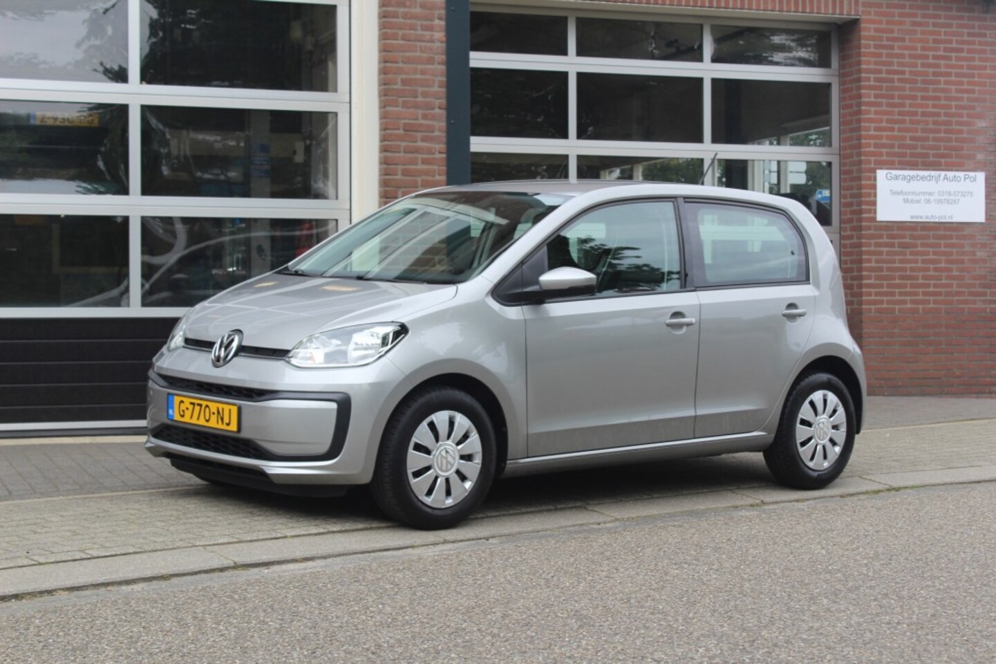 Volkswagen Up! - 1.0 BMT move up! 1.0 BMT MOVE UP - AutoWereld.nl