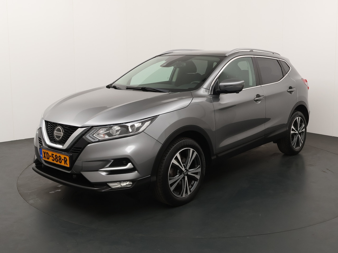 Nissan Qashqai - 1.2 N-Connecta Automatische airco, navigatie, parkeersensoren, panoramadak,  camera, enz,e - AutoWereld.nl